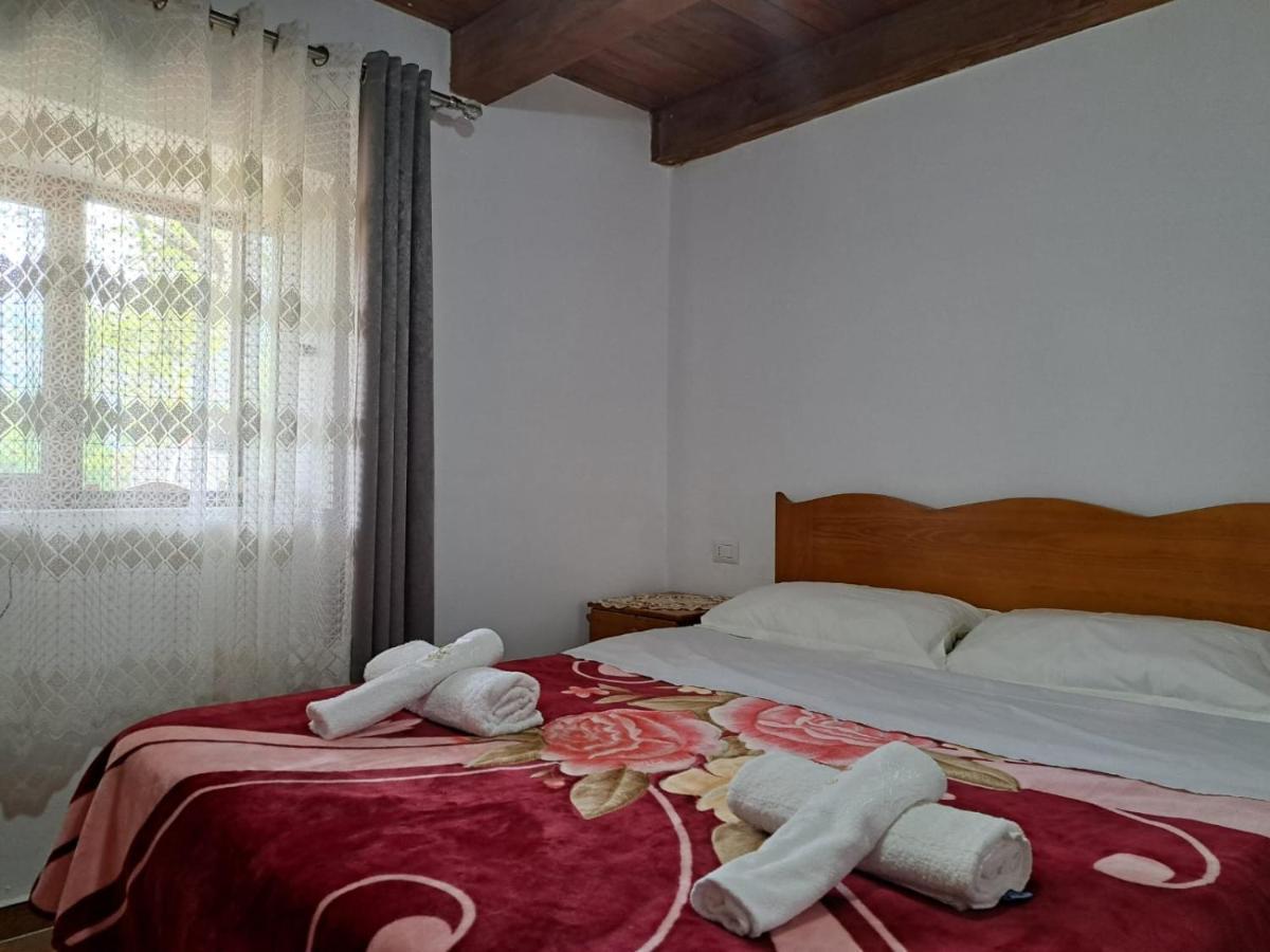 Guesthouse Te Tata ثيث المظهر الخارجي الصورة